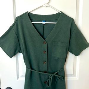 Green Romper - Like-new. Size small